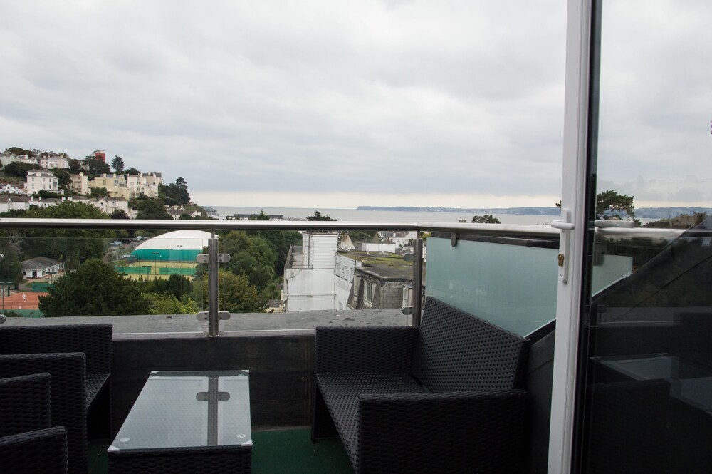 Guestroom View