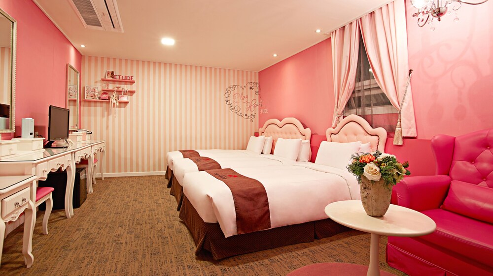 Guestroom