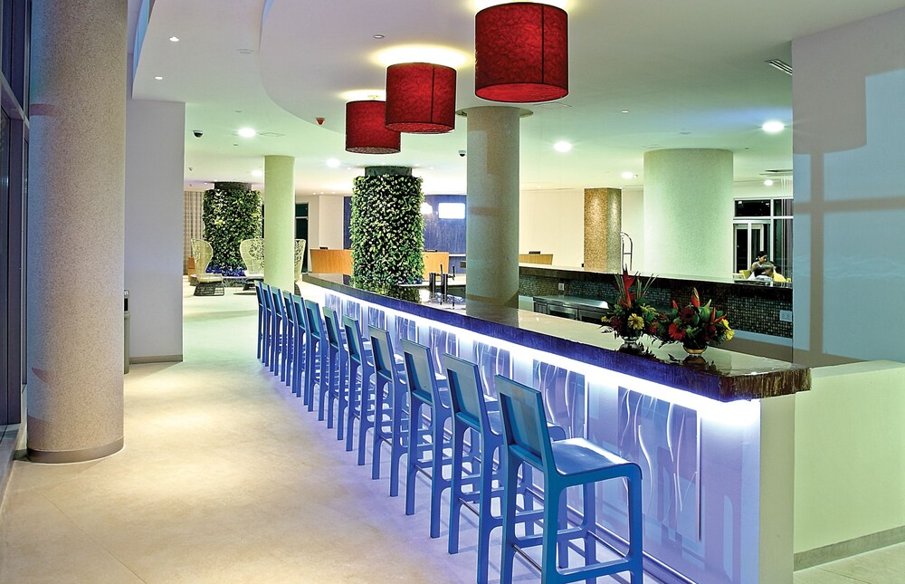 Hotel Bar