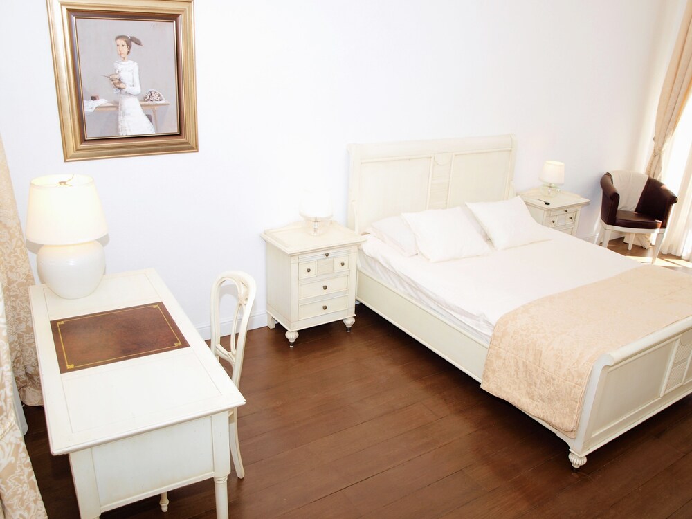 객실 (One Bedroom Apartment for 2 people Secret I)