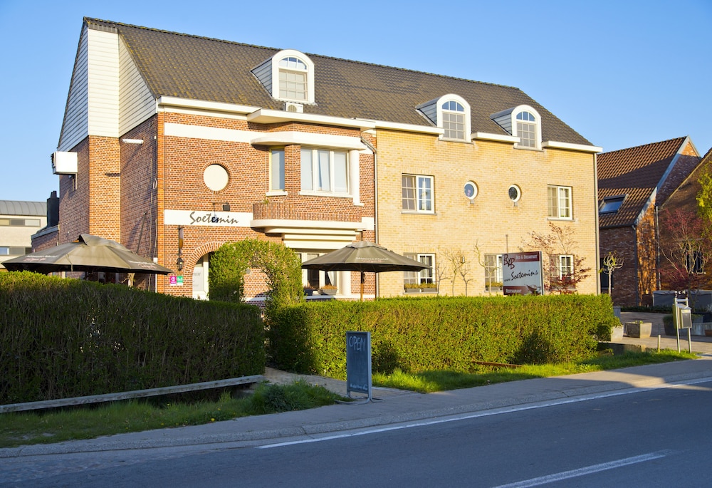 Hotel Front