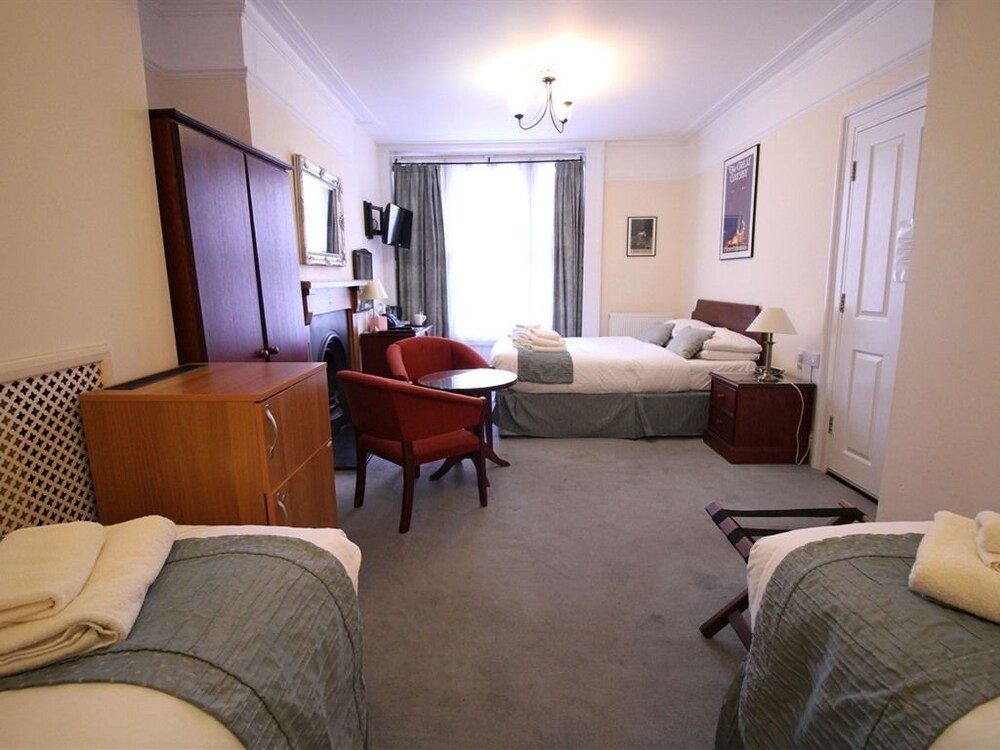 Guestroom