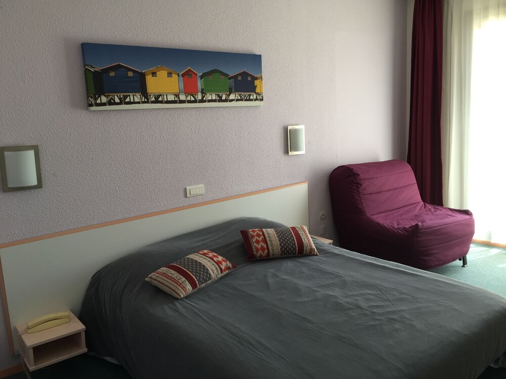 Guestroom