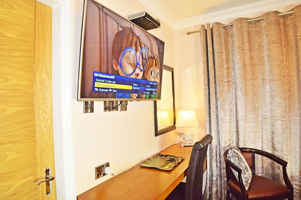 Guestroom