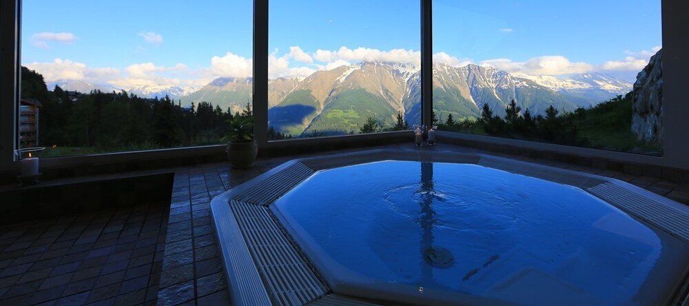 Bain à remous intérieur