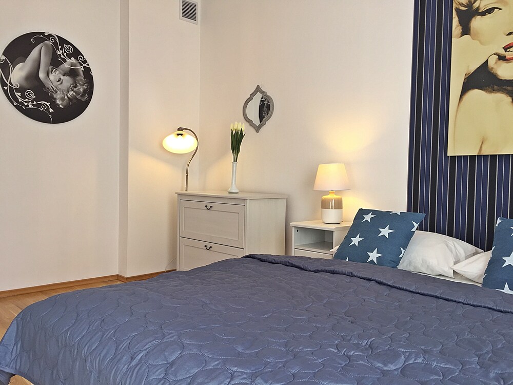 Apartment, 2 Bedrooms - Guestroom