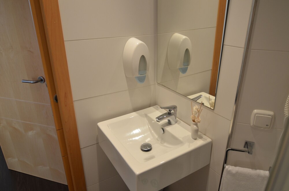 Apartment, 2 Bedrooms (5 personas) - Bathroom