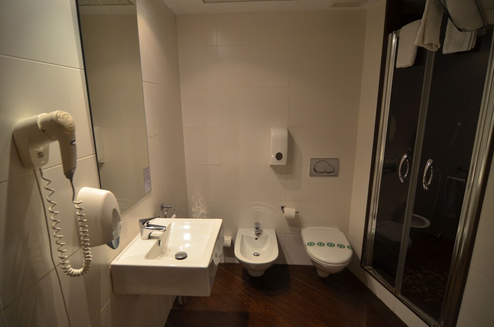 Apartment, 2 Bedrooms (3 adultos + 2 niños) - Bathroom