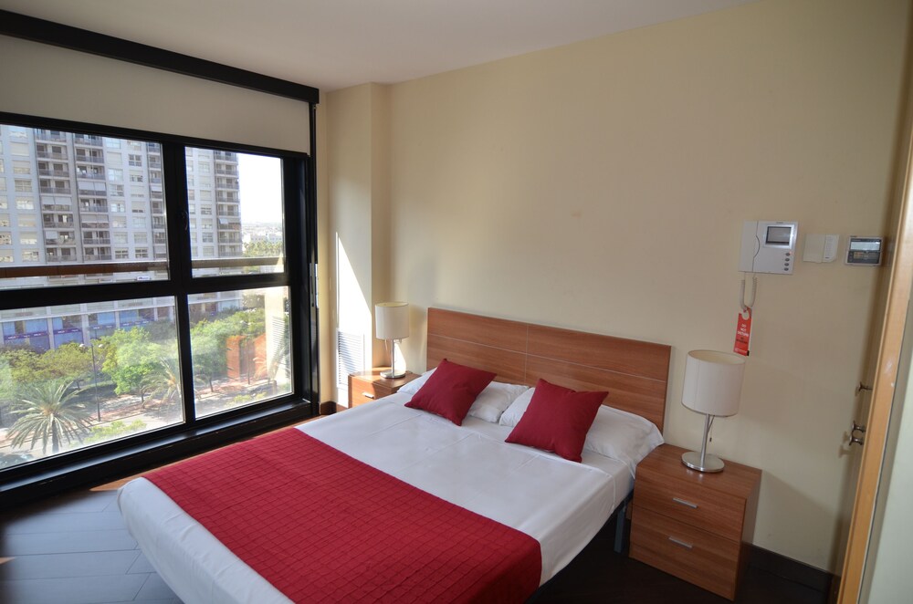 Studio (Single Use) - Guestroom