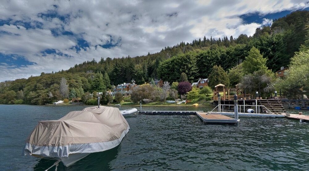 Dock