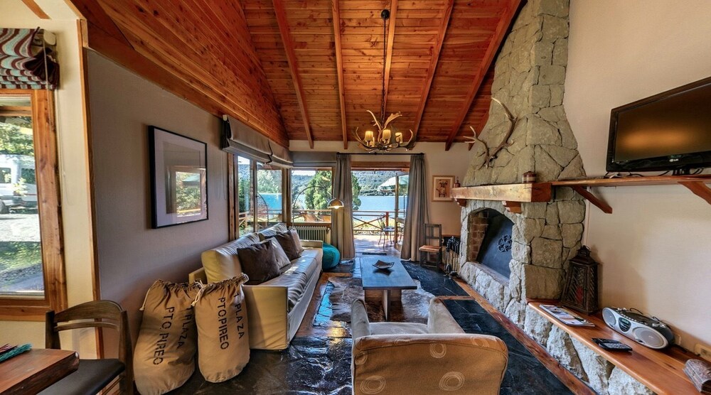 Standard Cabin - Living Area