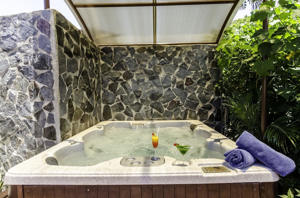 Jetted Tub
