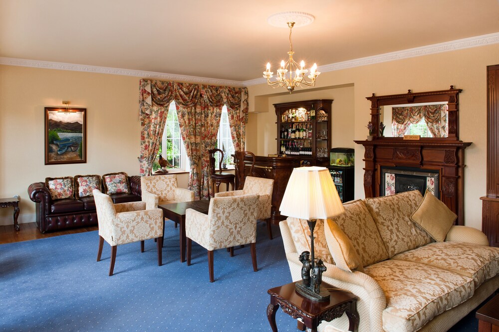 Executive Lounge