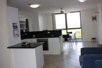 Superior Apartment, 2 Bedrooms, Ocean View, Sea Facing - Living Area