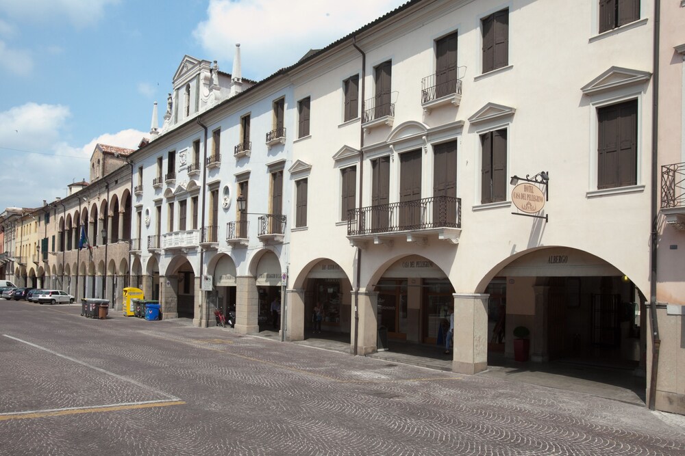 Esterni