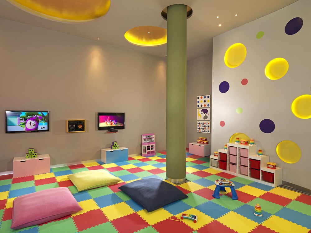 Childrens Play Area - Indoor