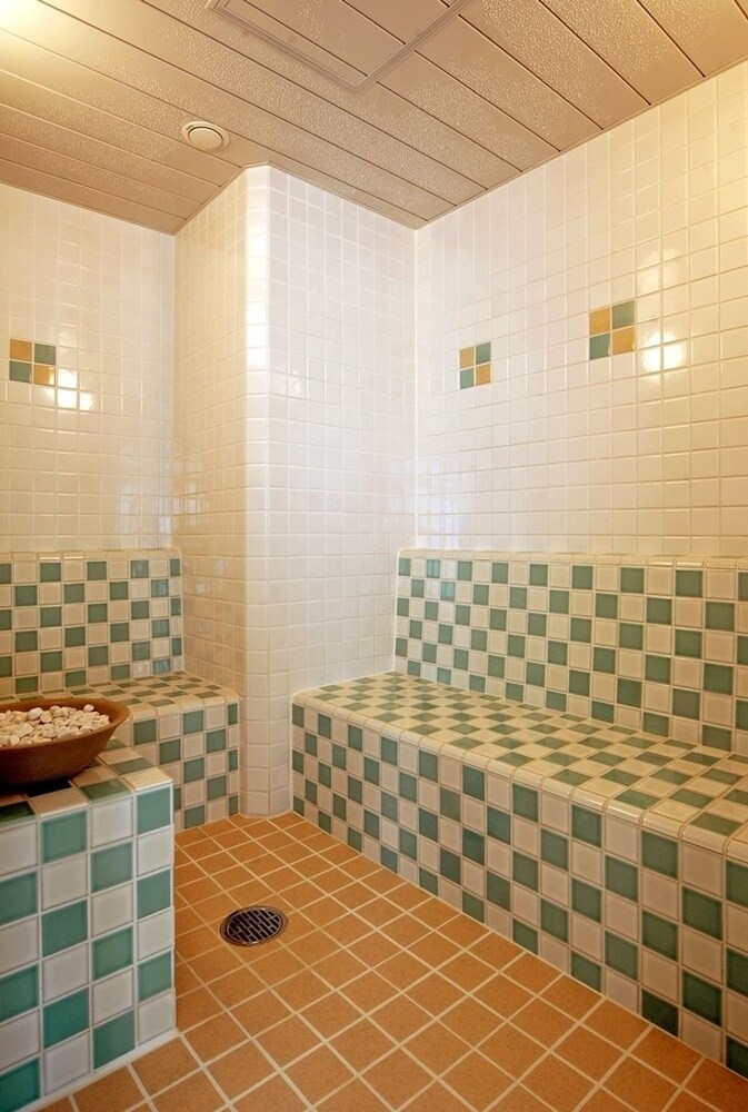 Steam Room