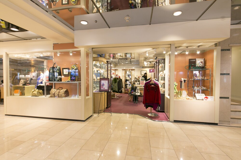 Gift Shop