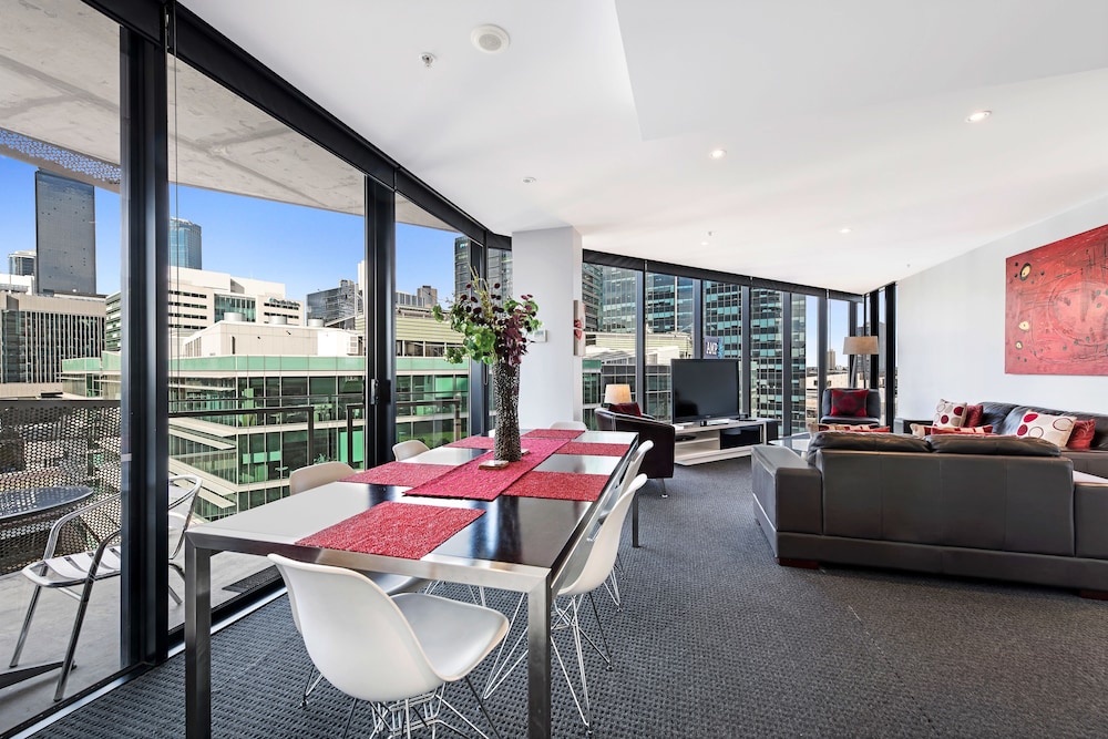 Classic Two Bedroom Apartment - Featured Image