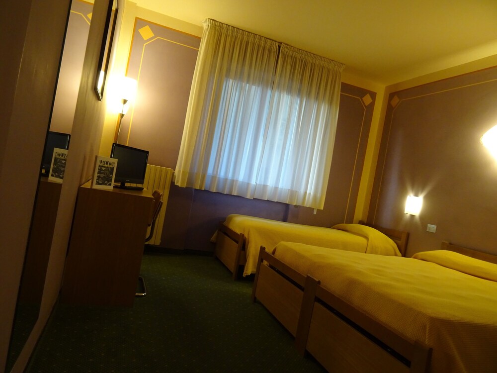 Guestroom