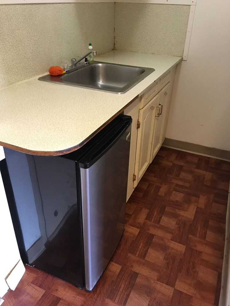 Mini-Refrigerator