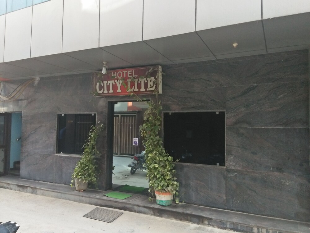 Hotel Front
