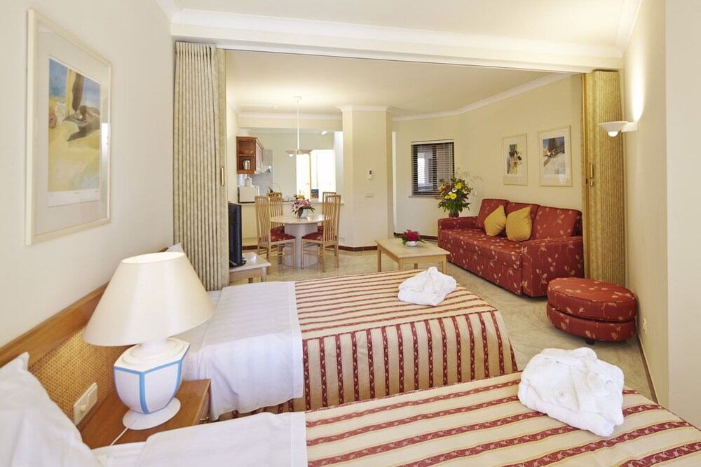 Studio - Guestroom