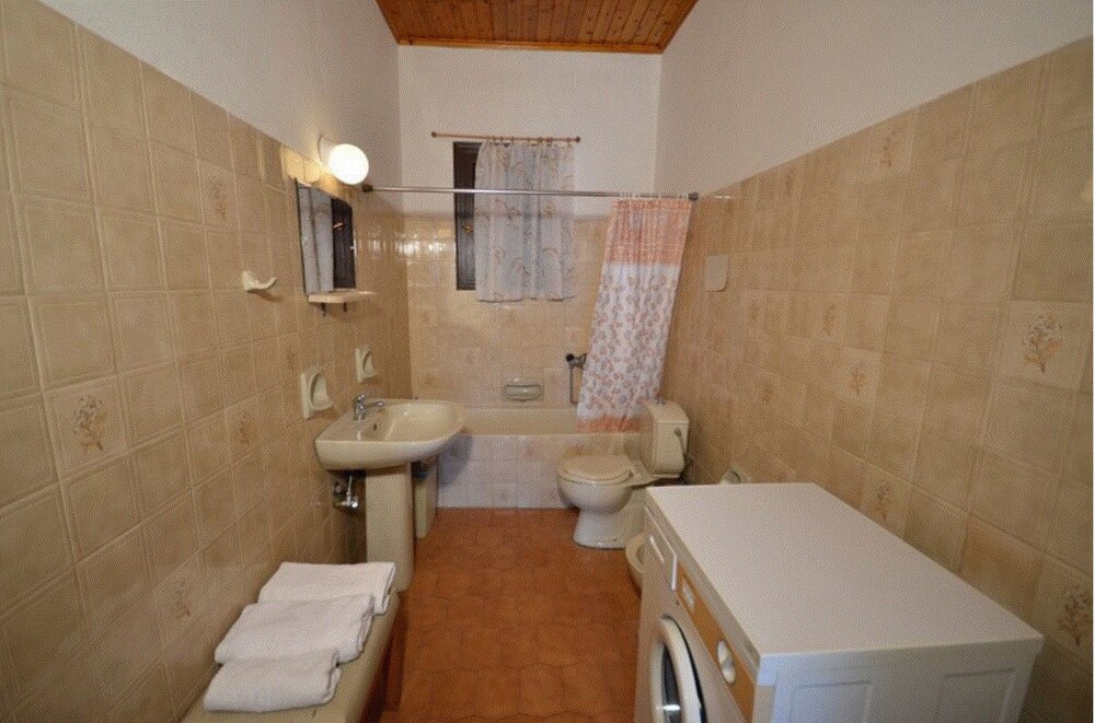Apartment, Sea View - Bathroom