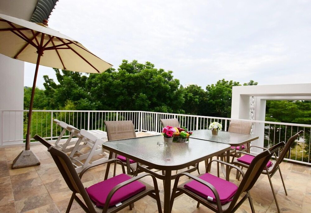 Family Penthouse, 3 Bedrooms, Tower - Outdoor Dining
