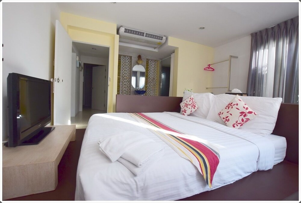 Studio, Garden Area - Guestroom