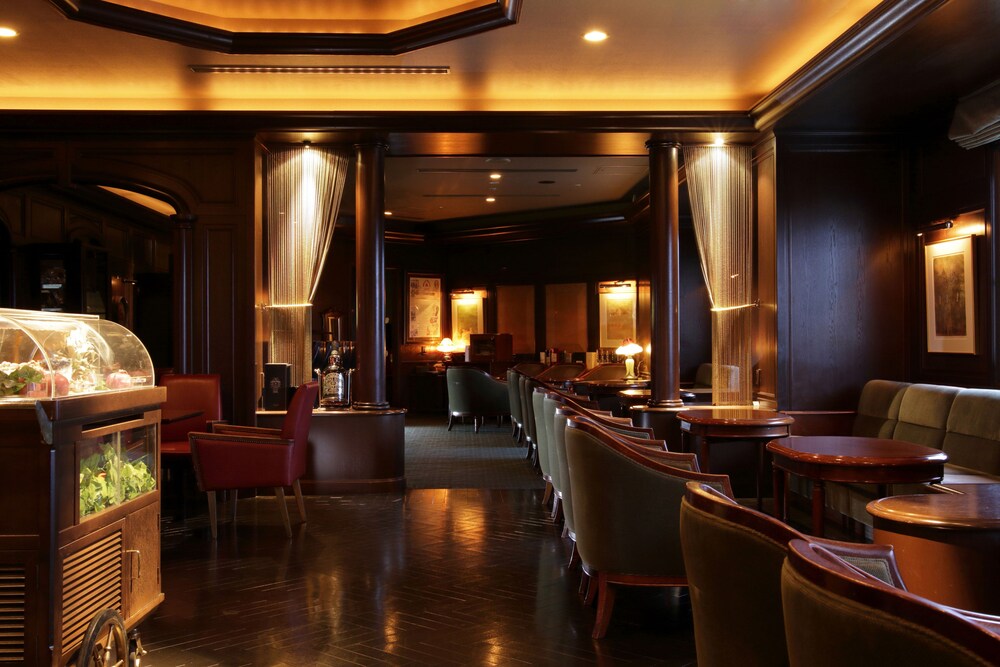 Hotel Bar