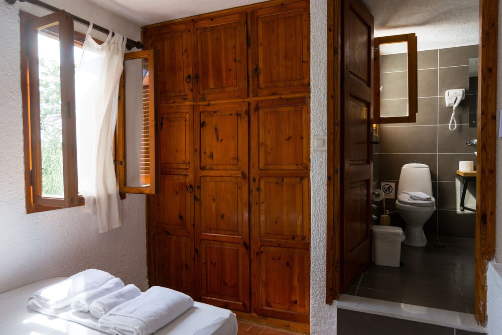 Standard Apartment, Sea View (for 2) - Guestroom