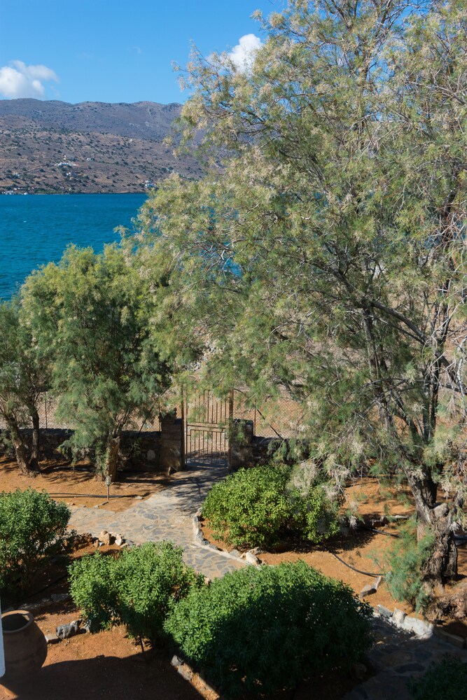 Grand Apartment, Partial Sea View (for 4) - Guestroom View