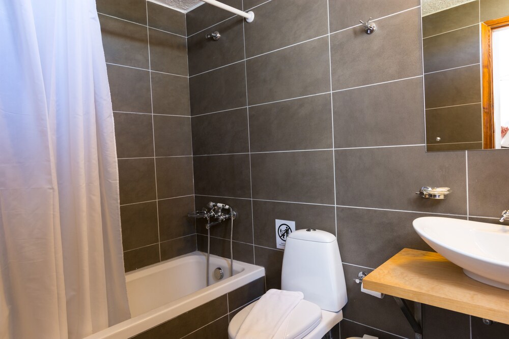 Grand Apartment, Sea View (For 4) - Bathroom