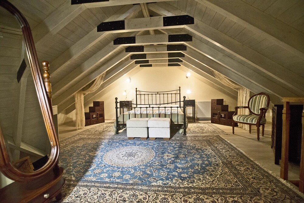 Executive Suite (Panoramic View) - Guestroom