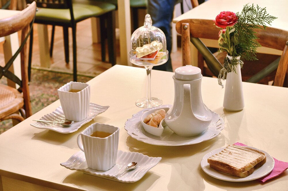 Cafe