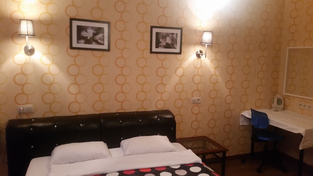 Studio - Guestroom
