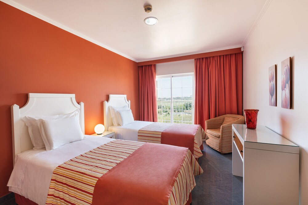 Family Apartment, 2 Bedrooms - Guestroom