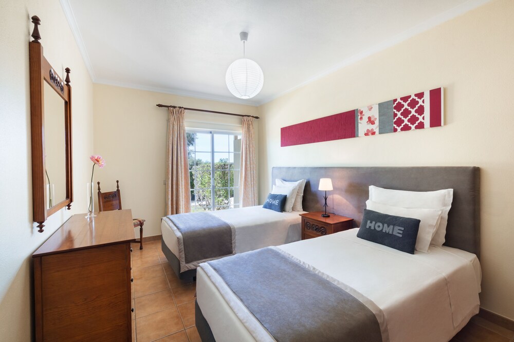 Standard Apartment, 2 Bedrooms - Guestroom