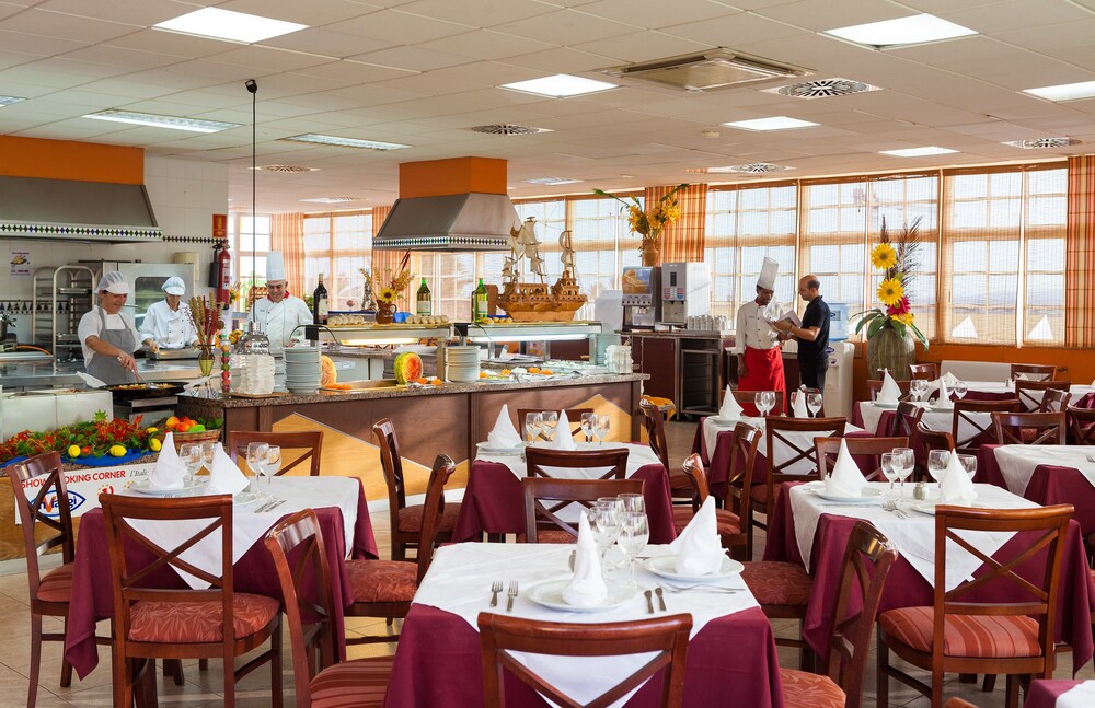Food Court