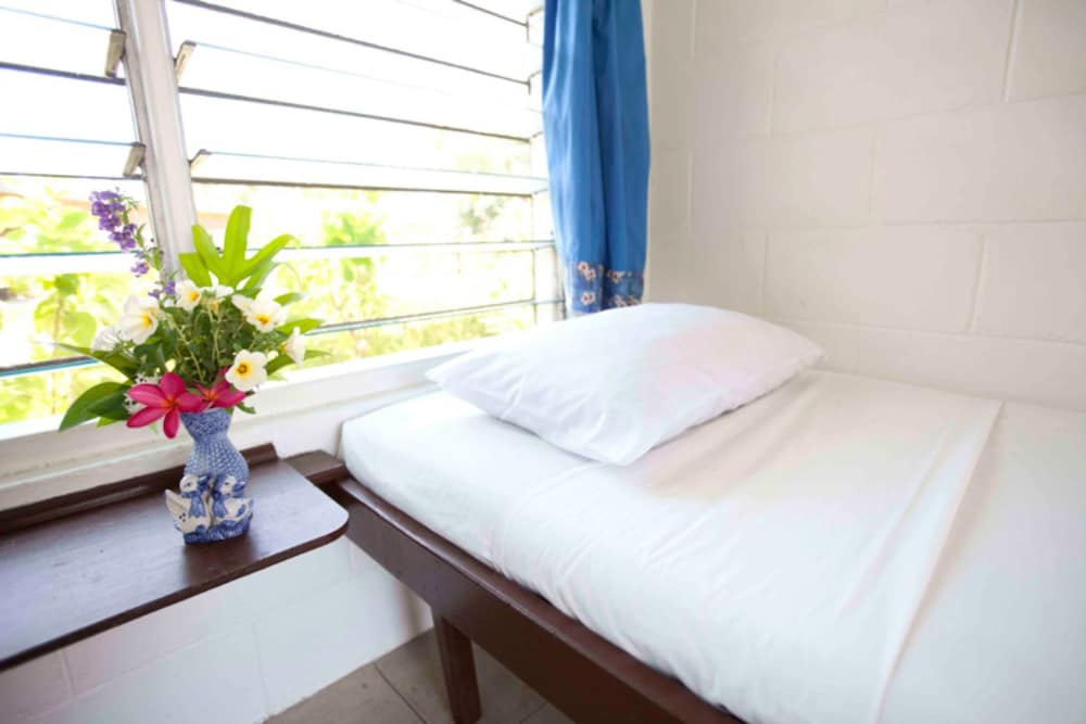 Economy Room, 2 Twin Beds, Courtyard Area - Guestroom