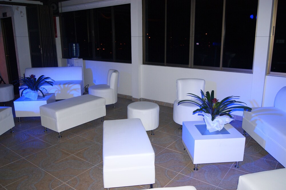 Hotel Lounge