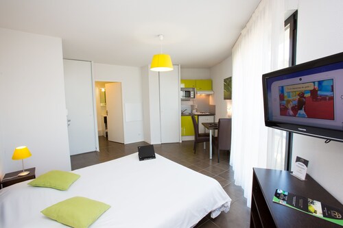 All Suites Appart Hotel Pau