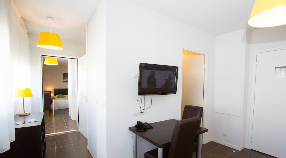 Family Suite - Guestroom