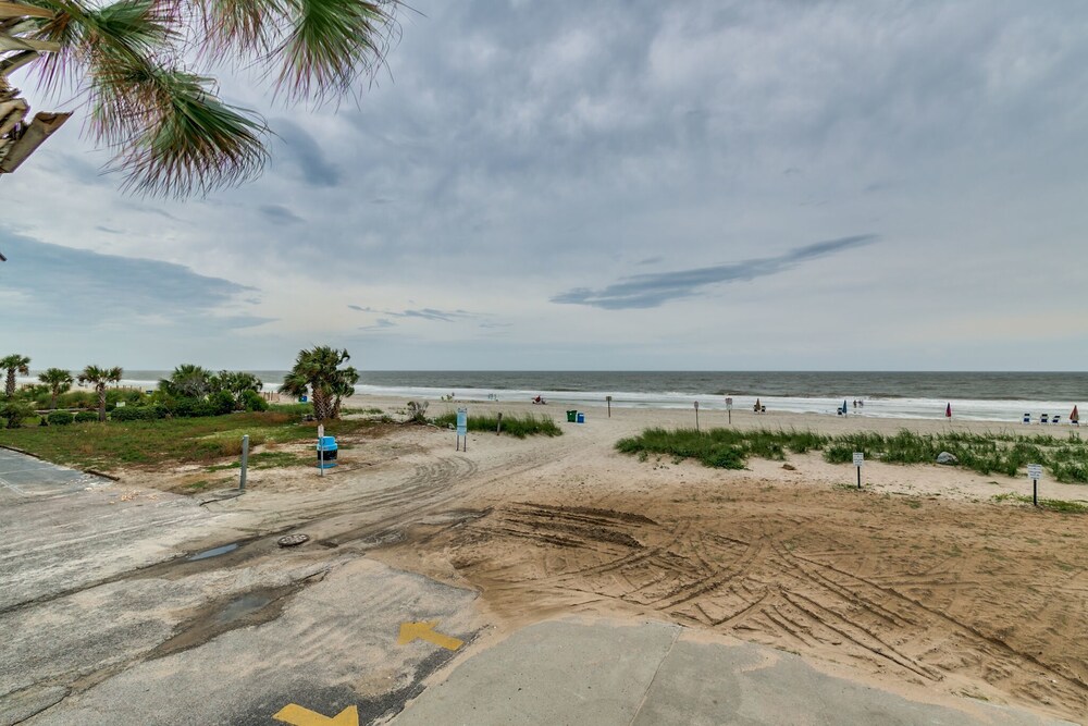 Beach/Ocean View