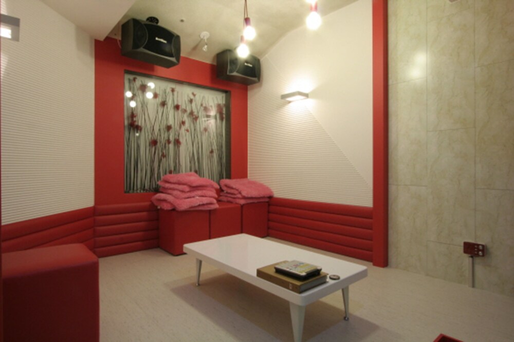 Karaoke Room