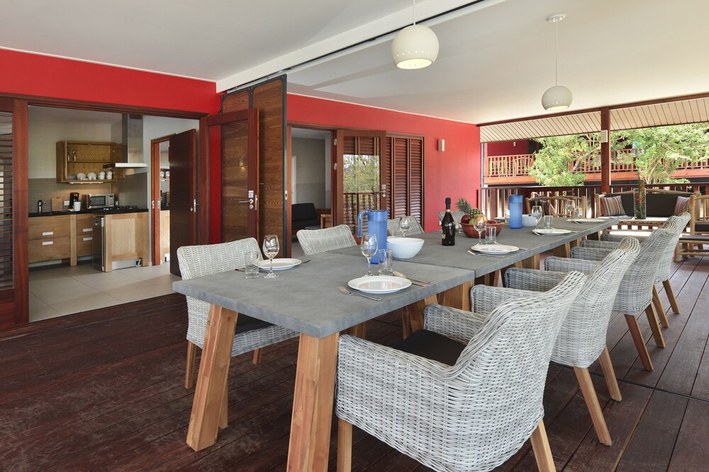 테라스/파티오 (4 Bedroom Villa Ambiente)