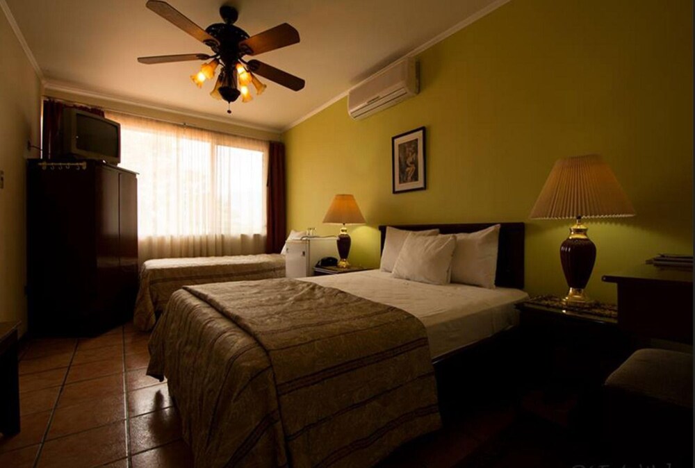 Guestroom