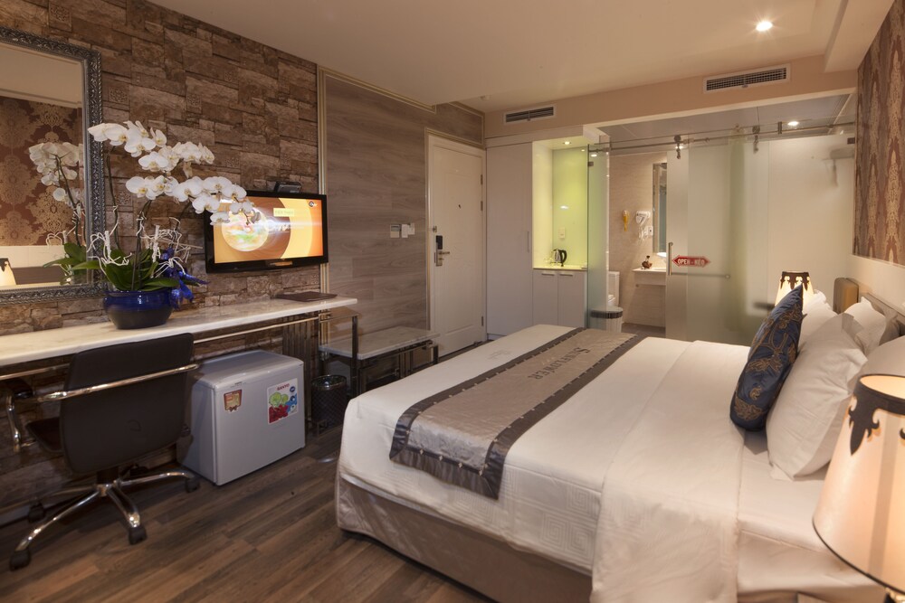 Guestroom