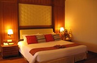 Standard Room, 1 Queen Bed